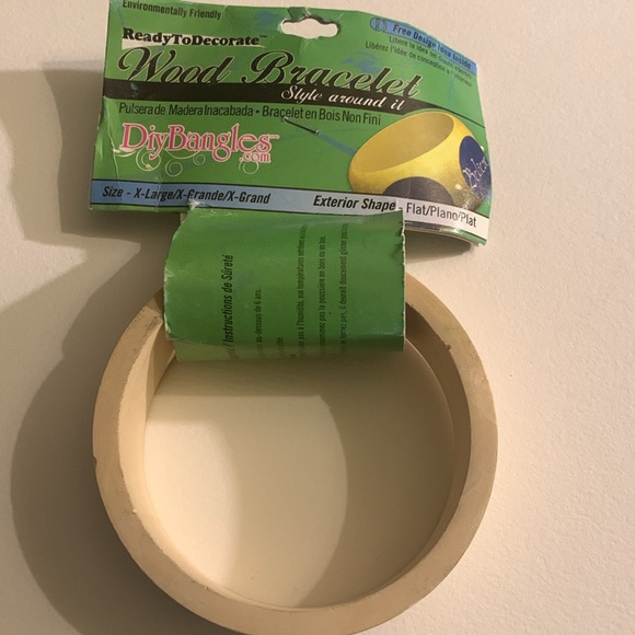 Lot of 5 DIY Ready to Decorate Wood Bangles - Picture 2 of 4